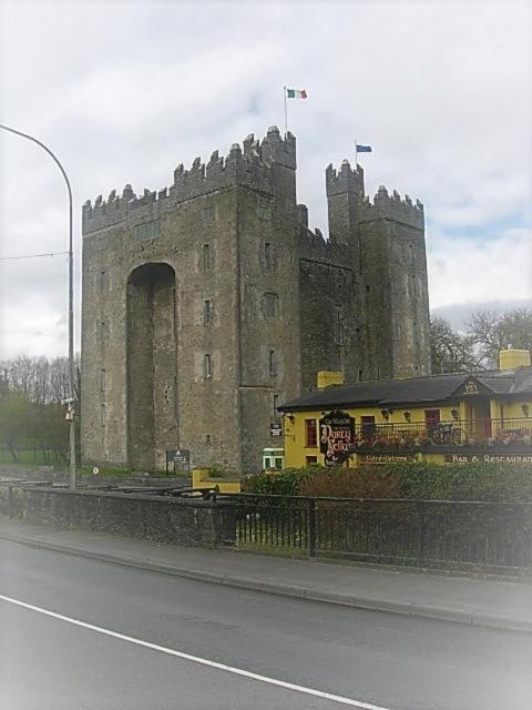 The Courtyard B&B Bunratty Kültér fotó